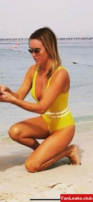 Amanda Holden Onlyfan Leaked Photo 602