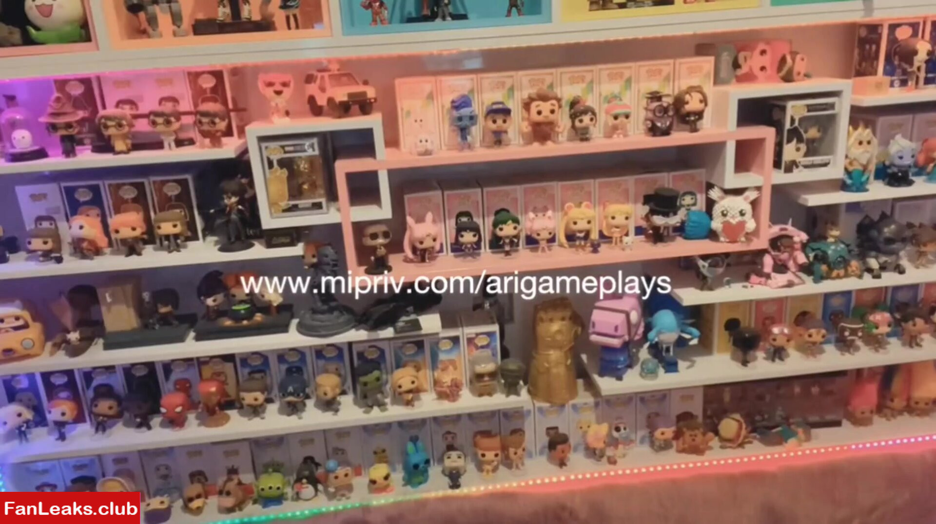 AriGameplay Onlyfan Leaked Photo 10