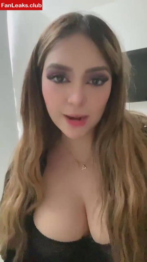 AriGameplays Onlyfan Leaked Photo 8