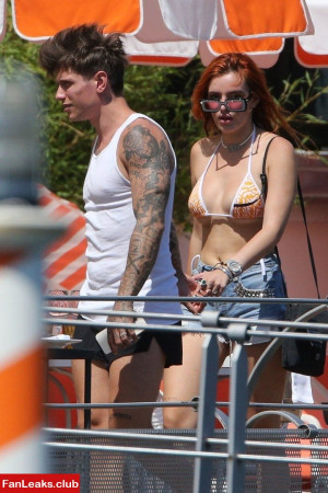 Bella Thorne Onlyfan Leaked Photo 145