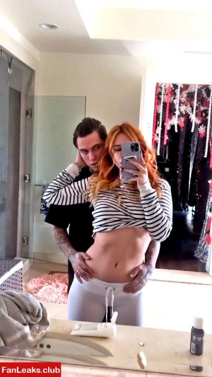 Bella Thorne Onlyfan Leaked Photo 695