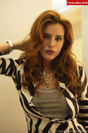 Bella Thorne Onlyfan Leaked Photo 806