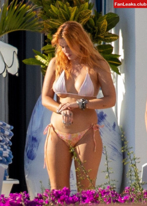 Bella Thorne Onlyfan Leaked Photo 874