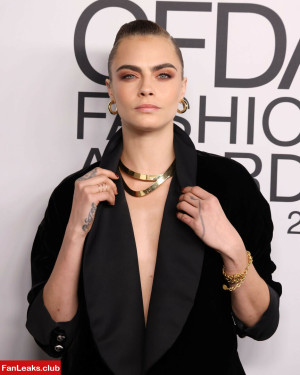 Cara Delevingne Onlyfan Leaked Photo 259