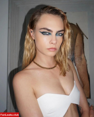 Cara Delevingne Onlyfan Leaked Photo 286