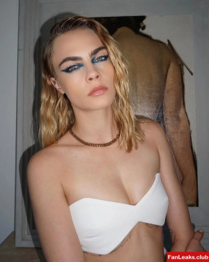 Cara Delevingne Onlyfan Leaked Photo 289