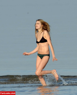 Cara Delevingne Onlyfan Leaked Photo 393