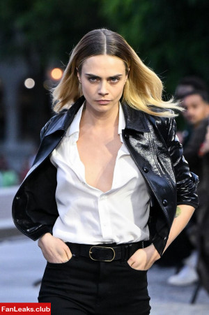 Cara Delevingne Onlyfan Leaked Photo 430