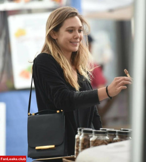 Elizabeth Olsen Onlyfan Leaked Photo 200