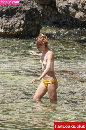 Emma Watson Onlyfan Leaked Photo 673