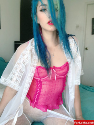 Fays Suicide Onlyfan Leaked Photo 34