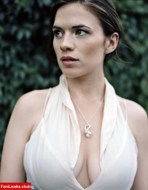 Hayley Atwell Onlyfan Leaked Photo 15