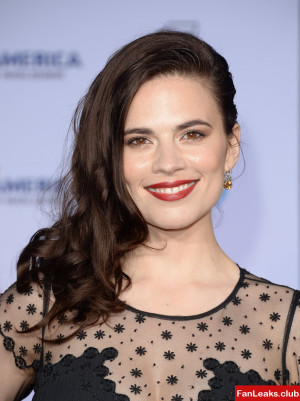 Hayley Atwell Onlyfan Leaked Photo 40