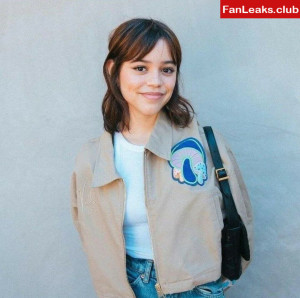 Jenna Ortega Onlyfan Leaked Photo 38