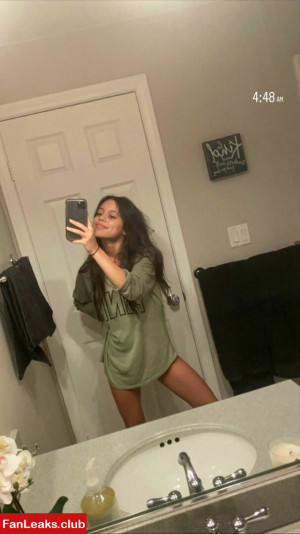 Jenna Ortega Onlyfan Leaked Photo 50