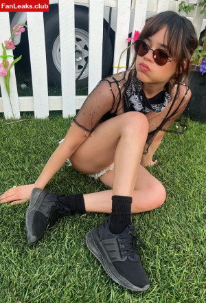 Jenna Ortega Onlyfan Leaked Photo 182