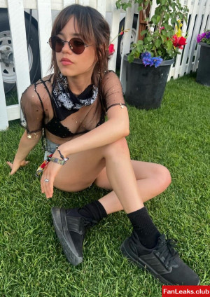 Jenna Ortega Onlyfan Leaked Photo 183