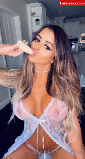 Juli Annee Onlyfan Leaked Photo 101