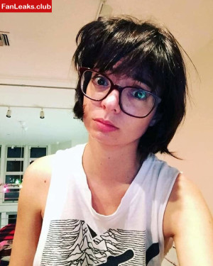 Kate Micucci Onlyfan Leaked Photo 15