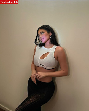 Kylie Jenner Onlyfan Leaked Photo 356