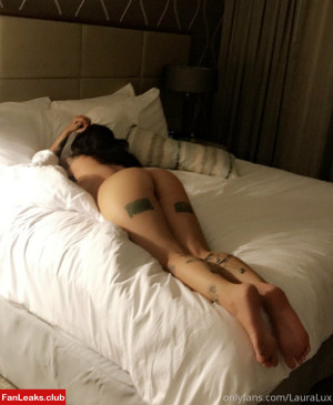 LauraLux Onlyfan Leaked Photo 1084