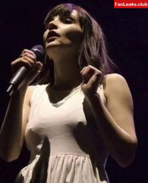 Lauren Mayberry Onlyfan Leaked Photo 2