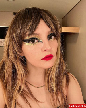 Lauren Mayberry Onlyfan Leaked Photo 93