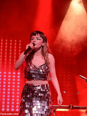 Lauren Mayberry Onlyfan Leaked Photo 174