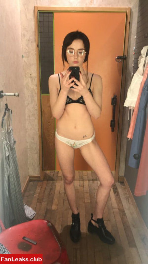 Lily Mo Sheen Onlyfan Leaked Photo 28