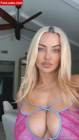 Lindsey Pelas Onlyfan Leaked Photo 372