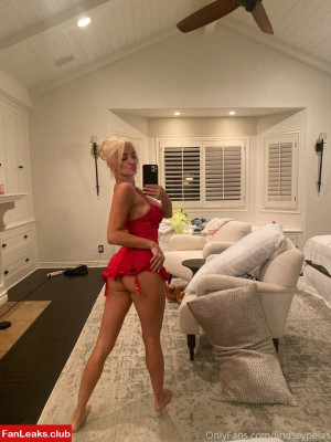 Lindsey Pelas Onlyfan Leaked Photo 382