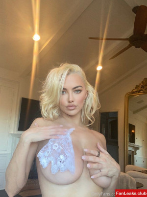 Lindsey Pelas Onlyfan Leaked Photo 462