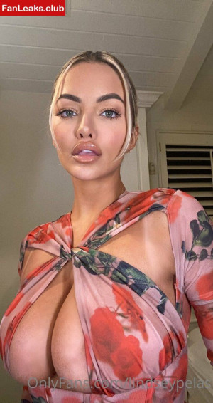 Lindsey Pelas Onlyfan Leaked Photo 548