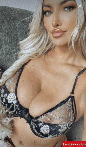 Lindsey Pelas Onlyfan Leaked Photo 632