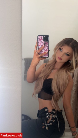 Loren Gray Onlyfan Leaked Photo 66