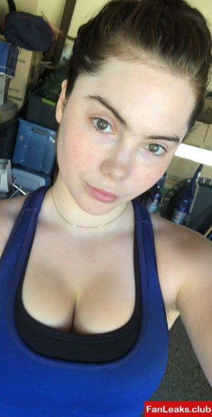 Mckayla Maroney Onlyfan Leaked Photo 157