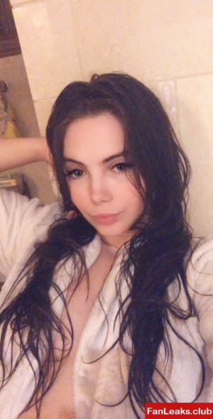 Mckayla Maroney Onlyfan Leaked Photo 172