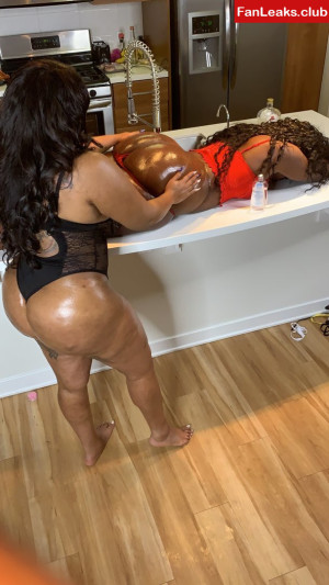 Nikiarenee Onlyfan Leaked Photo 81