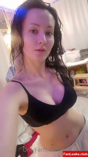 Oniksiya Sofinikum Onlyfan Leaked Photo 193