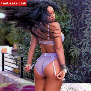 Rihanna Onlyfan Leaked Photo 596