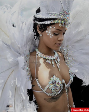 Rihanna Onlyfan Leaked Photo 663