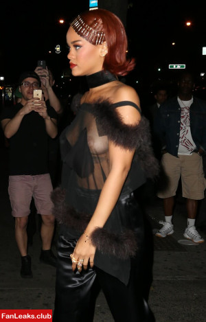 Rihanna Onlyfan Leaked Photo 773