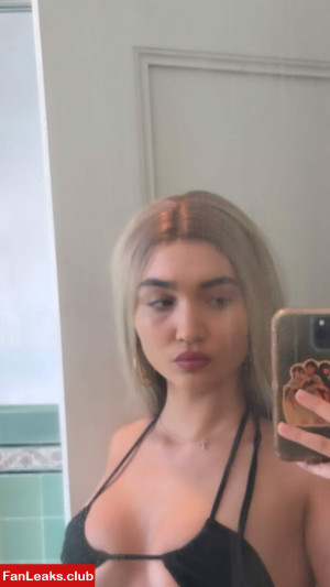 Rowan Blanchard Onlyfan Leaked Photo 160