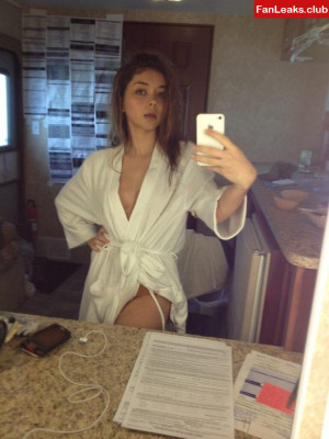 Sarah Hyland Onlyfan Leaked Photo 26