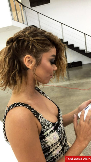 Sarah Hyland Onlyfan Leaked Photo 246