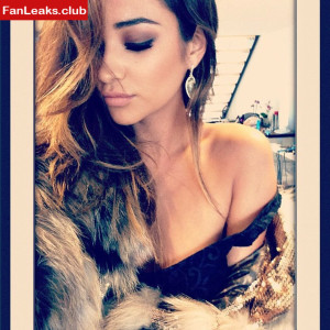 Shay Mitchell Onlyfan Leaked Photo 72