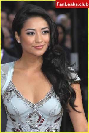 Shay Mitchell Onlyfan Leaked Photo 134