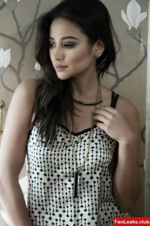 Shay Mitchell Onlyfan Leaked Photo 142