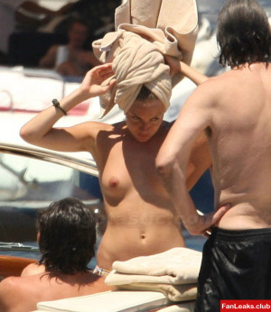 Sienna Miller Onlyfan Leaked Photo 17