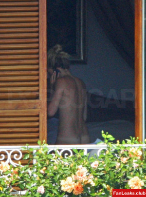 Sienna Miller Onlyfan Leaked Photo 93